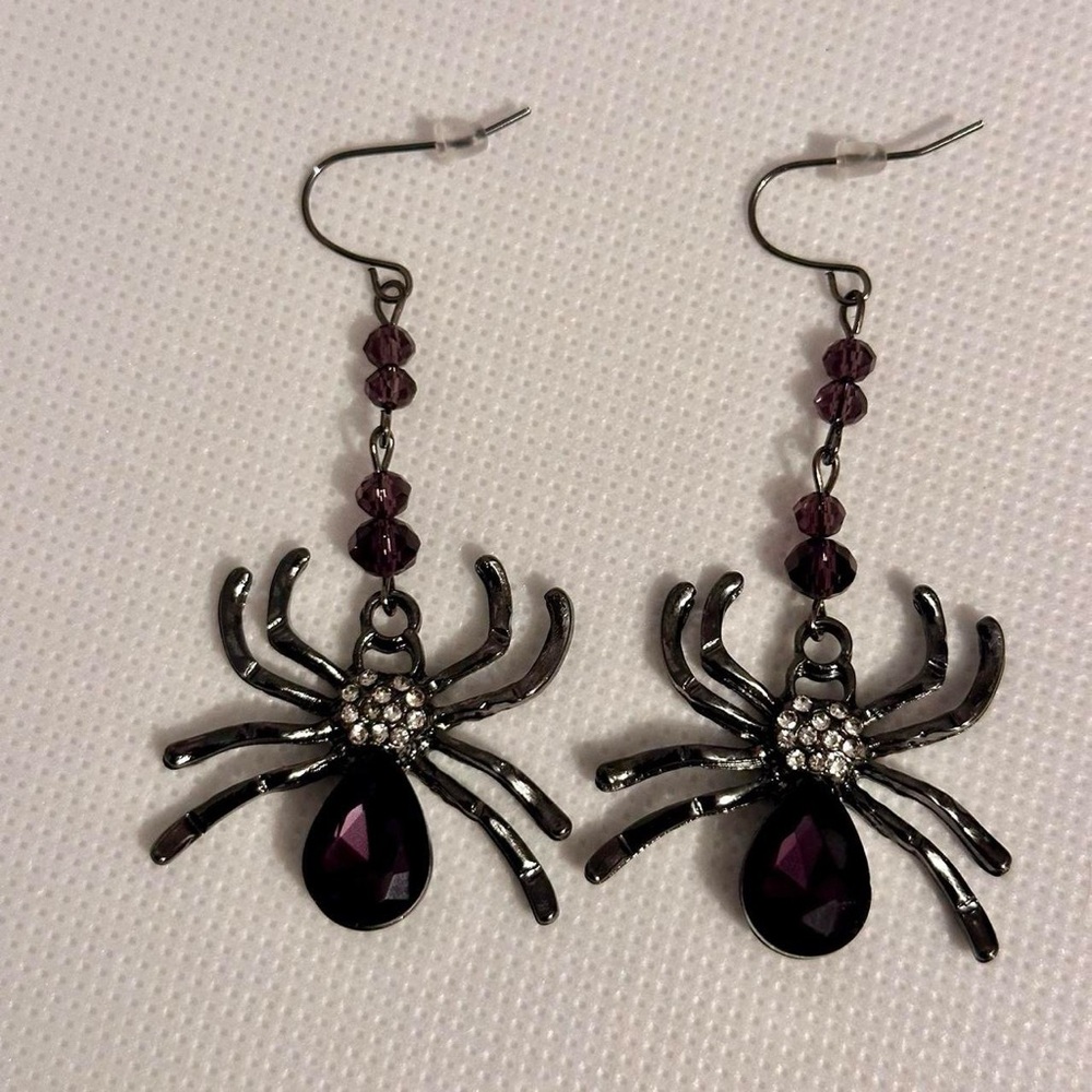 Spider Pendant Earrings with Long Dangle Design Halloween Costume Accessories